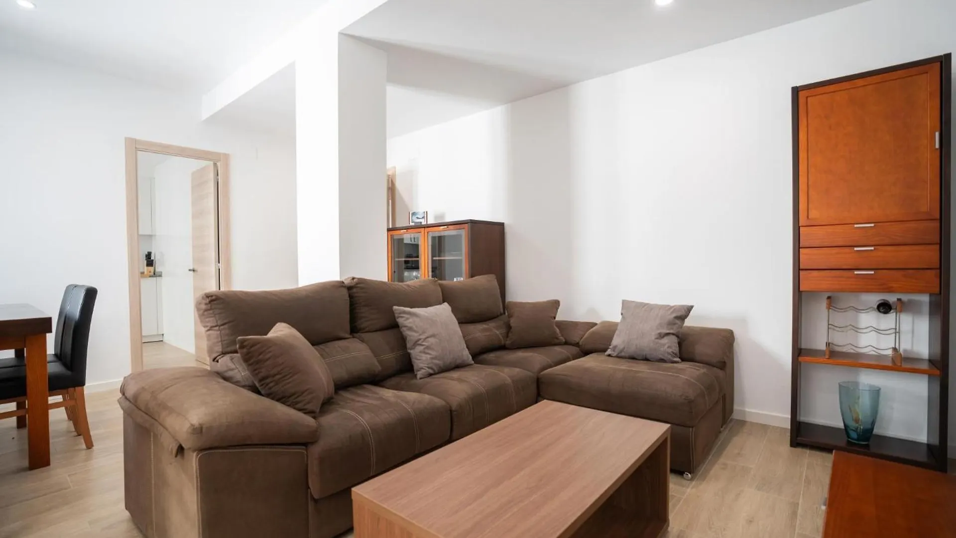 Beachfront Victoria Apartment In Tossa 2 滨海托萨 0*,  西班牙